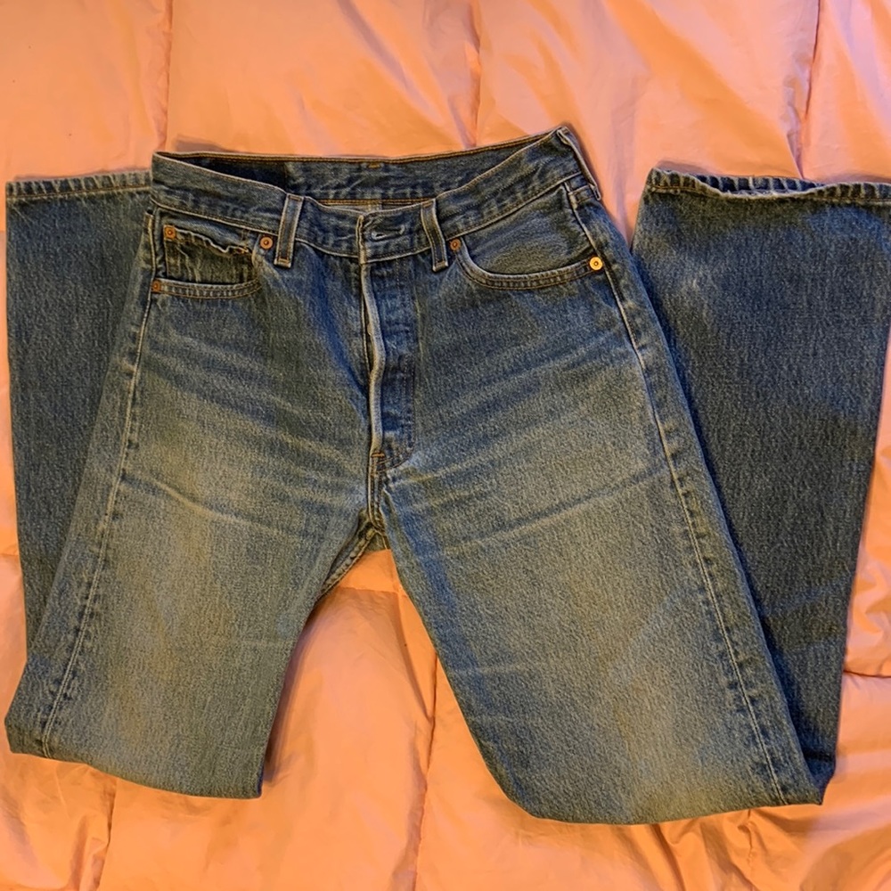 vintage levi’s 90’s jeans, size 4, baggy jeans
